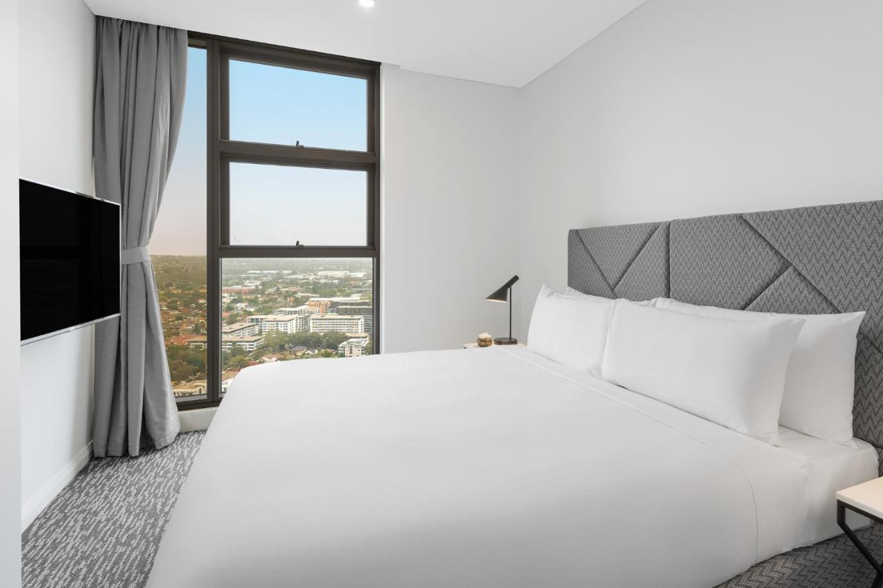 Meriton Suites George Street, Parramatta Sídney Exterior foto