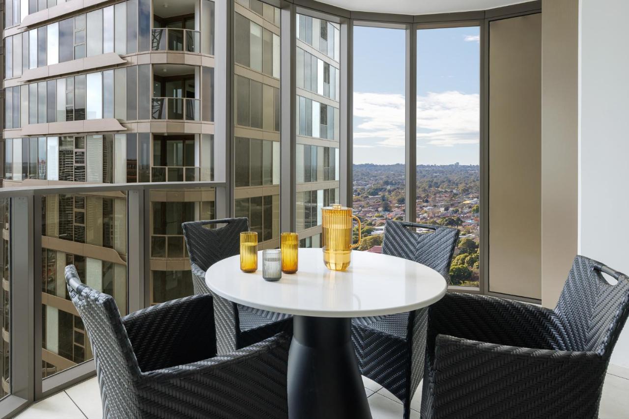 Meriton Suites George Street, Parramatta Sídney Exterior foto
